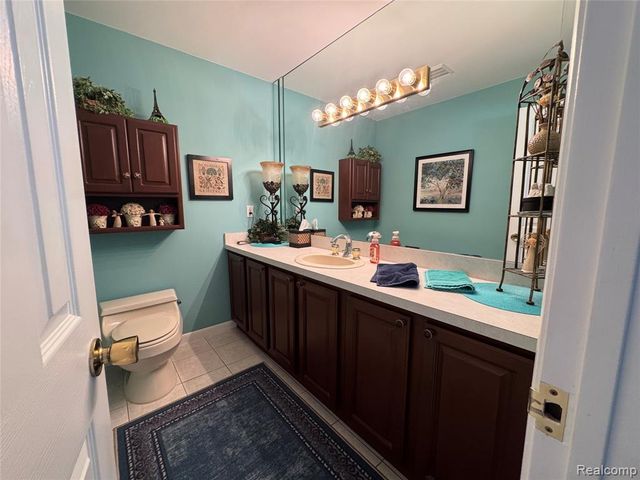 8245 Kier Road, Clarkston, MI 48348