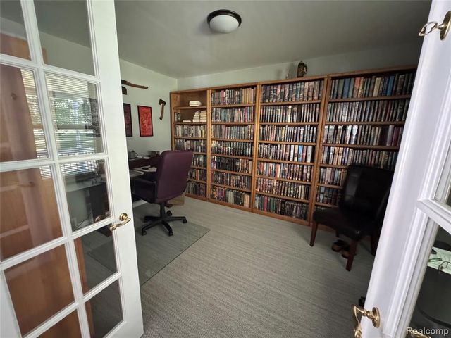 8245 Kier Road, Clarkston, MI 48348