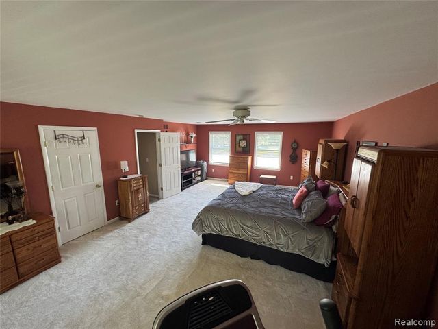 8245 Kier Road, Clarkston, MI 48348