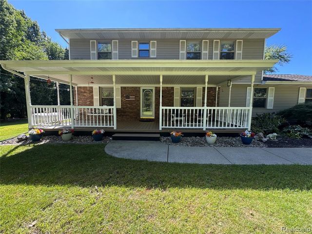 8245 Kier Road, Clarkston, MI 48348