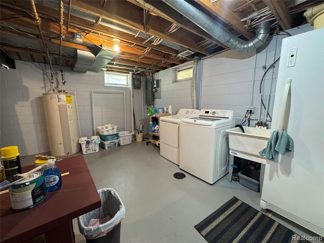 8245 Kier Road, Clarkston, MI 48348