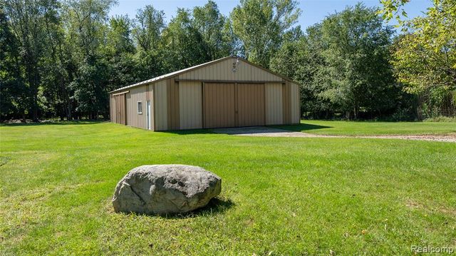 8245 Kier Road, Clarkston, MI 48348