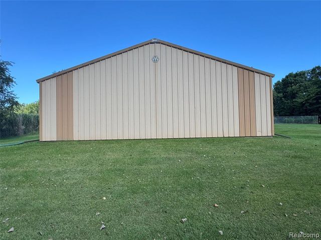 8245 Kier Road, Clarkston, MI 48348