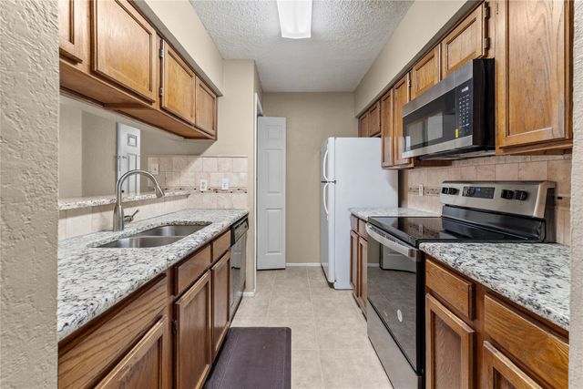9623 Walnut Street 8102, Dallas, TX 75243