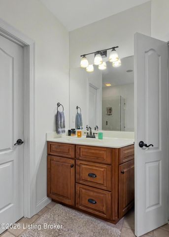 10912 Rock Valley Ct, Louisville, KY 40241