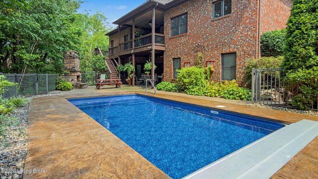 10912 Rock Valley Ct, Louisville, KY 40241