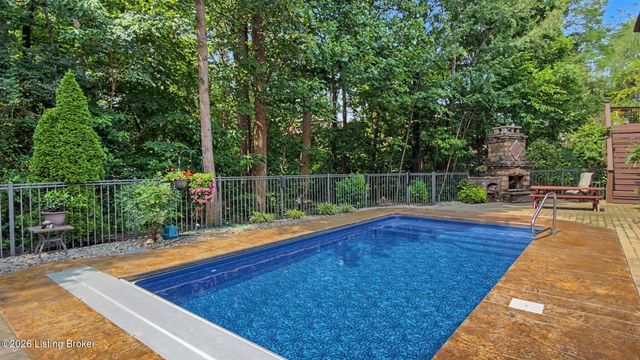 10912 Rock Valley Ct, Louisville, KY 40241