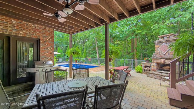 10912 Rock Valley Ct, Louisville, KY 40241
