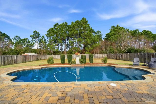 1635 Woodlawn Way, Gulf Breeze, FL 32563