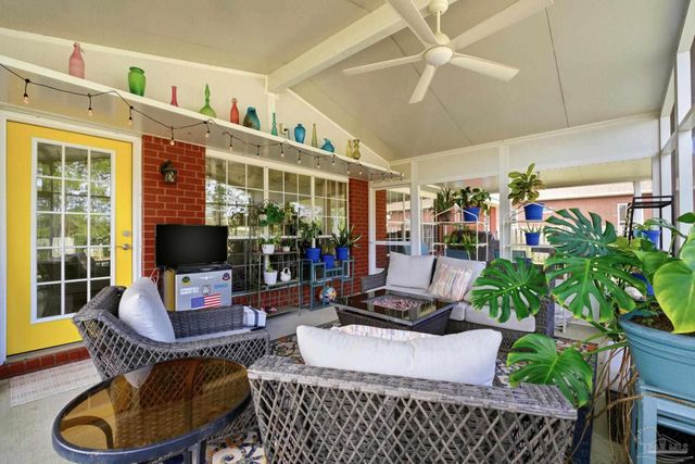 1635 Woodlawn Way, Gulf Breeze, FL 32563