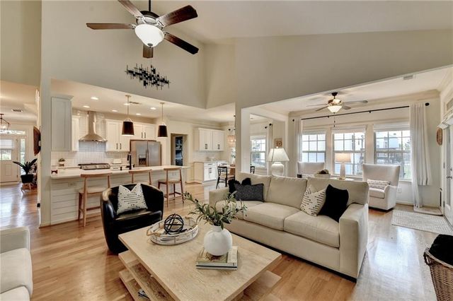 2556 Olney Falls Drive, Braselton, GA 30517
