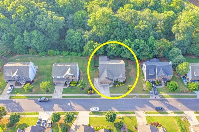2556 Olney Falls Drive, Braselton, GA 30517