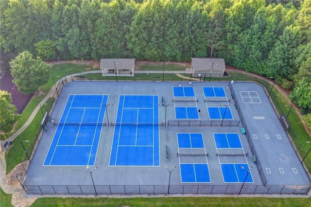 2556 Olney Falls Drive, Braselton, GA 30517
