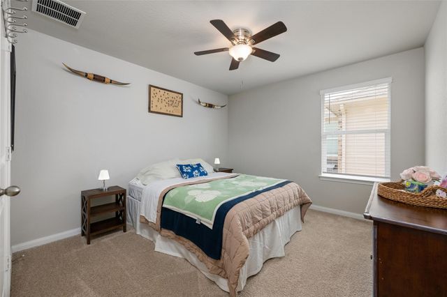 13901 Macquarie DR, Pflugerville, TX 78660