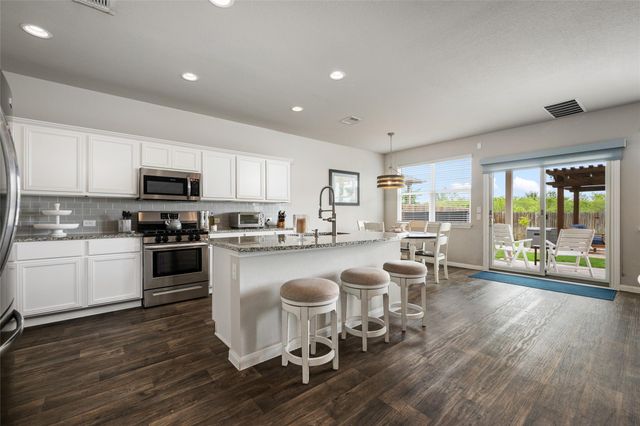 13901 Macquarie DR, Pflugerville, TX 78660