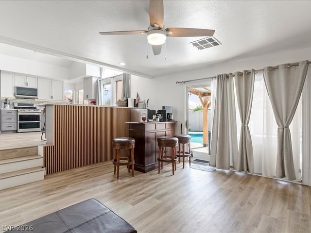 9530 Summerfest Street, Las Vegas, NV 89123