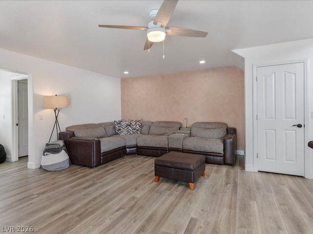 9530 Summerfest Street, Las Vegas, NV 89123