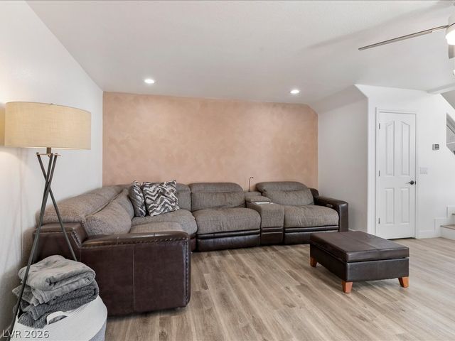 9530 Summerfest Street, Las Vegas, NV 89123