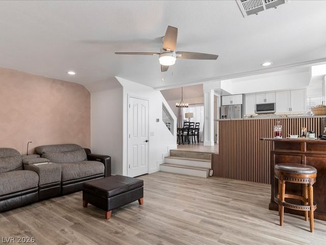 9530 Summerfest Street, Las Vegas, NV 89123