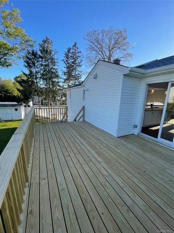 1657 Fairfax Avenue, West Islip, NY 11795
