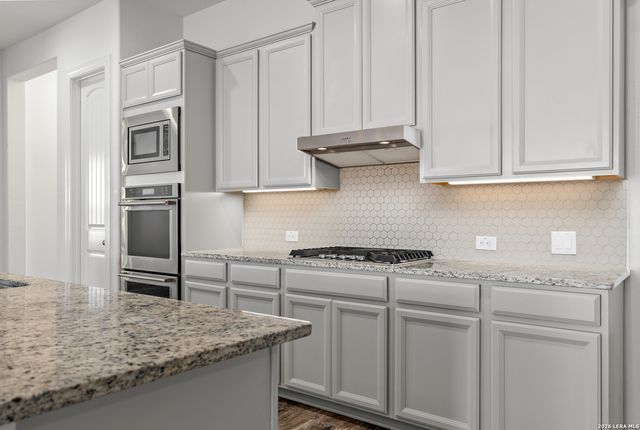 7615 Nolan Creek, Boerne, TX 78015