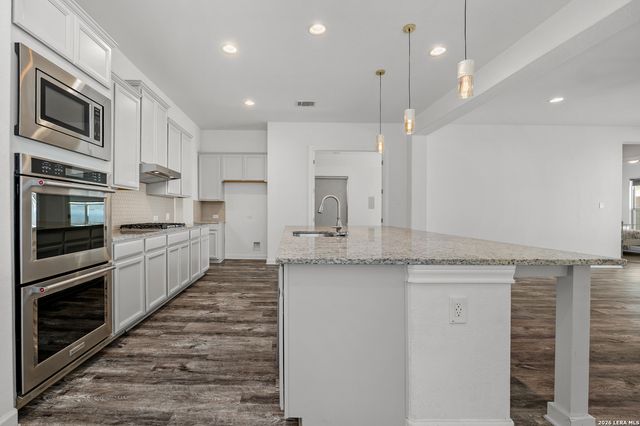 7615 Nolan Creek, Boerne, TX 78015