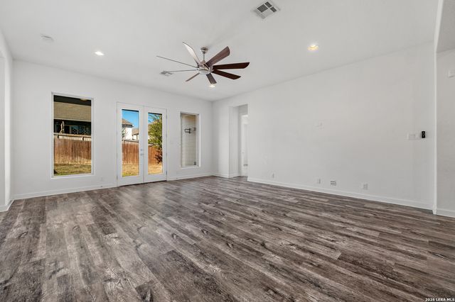 7615 Nolan Creek, Boerne, TX 78015