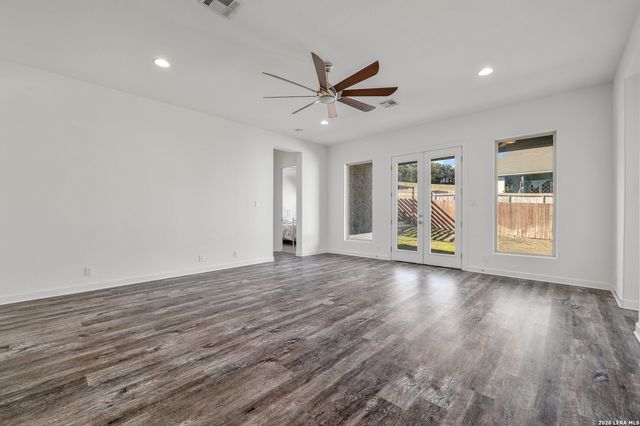 7615 Nolan Creek, Boerne, TX 78015