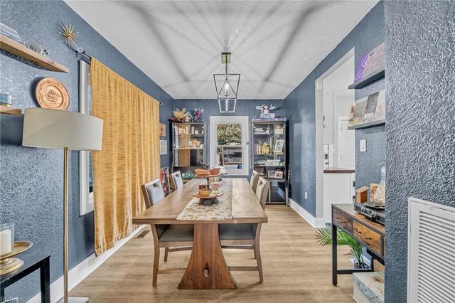 2813 Ballentine BLVD, Norfolk, VA 23509