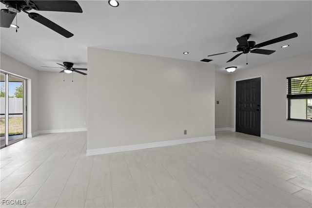 503 SE 16th PL, Cape Coral, FL 33990