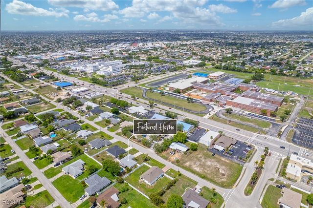 503 SE 16th PL, Cape Coral, FL 33990