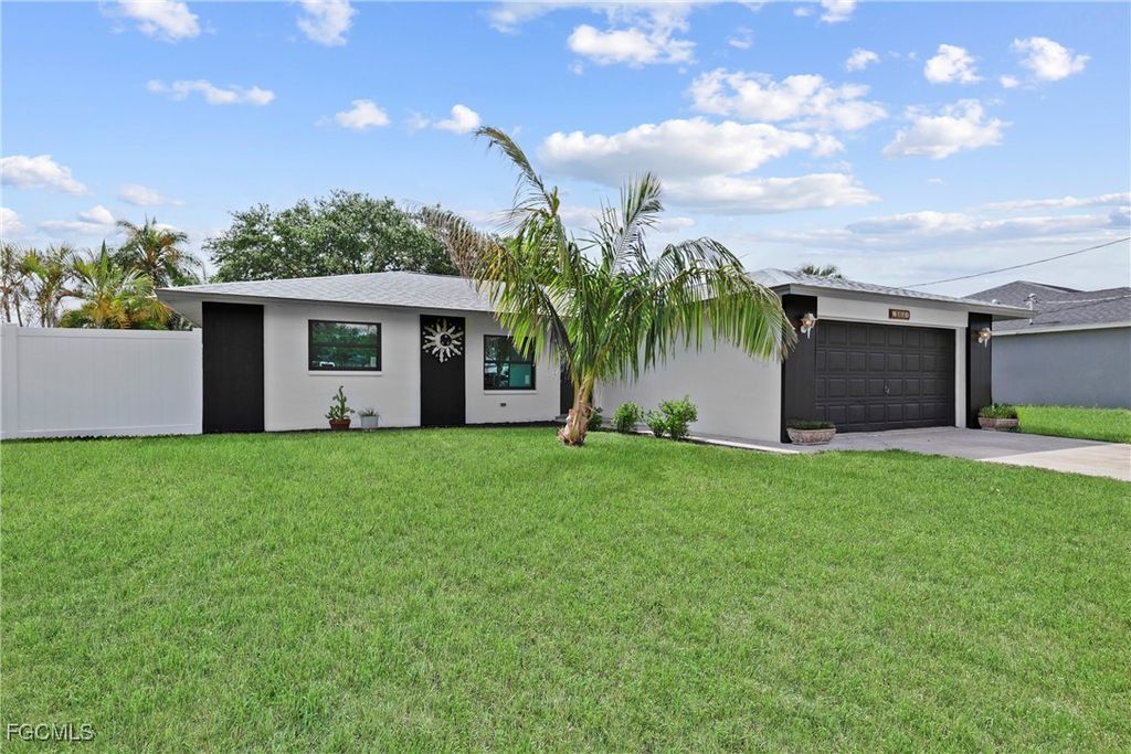 503 SE 16th PL, Cape Coral, FL 33990