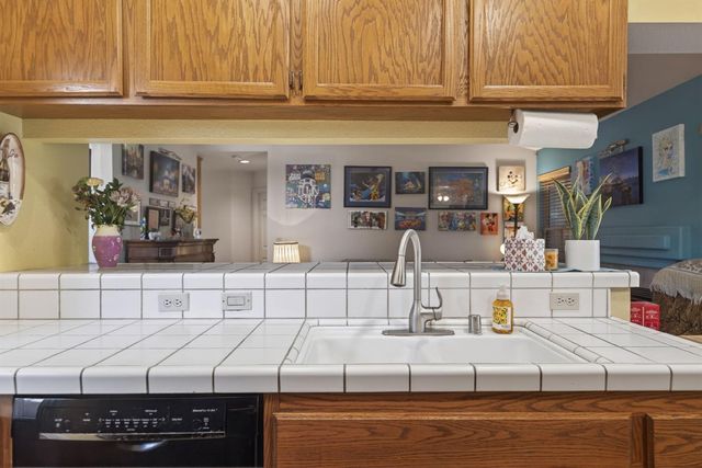 9136 Palmerson Dr, Antelope, CA 95843