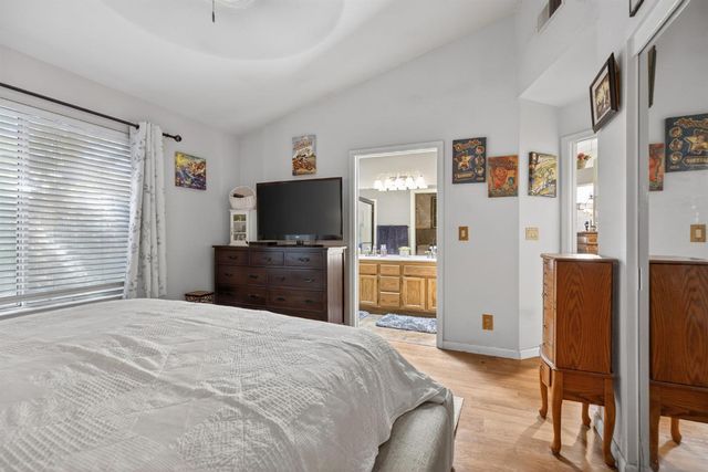 9136 Palmerson Dr, Antelope, CA 95843
