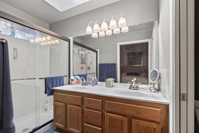 9136 Palmerson Dr, Antelope, CA 95843