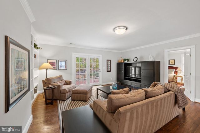 6955 33RD ST NW, Washington, DC 20015