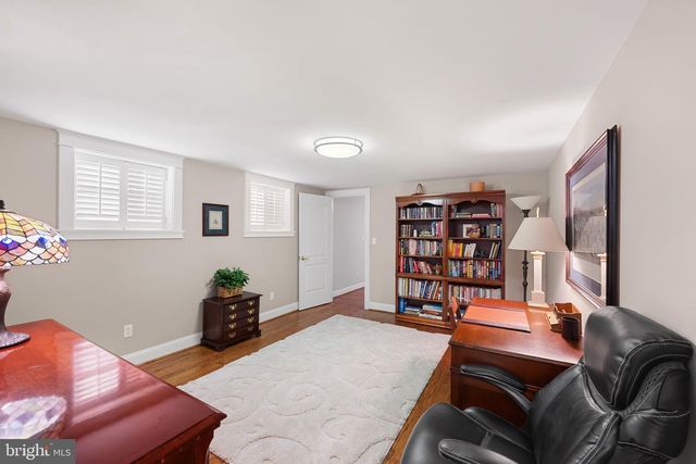 6955 33RD ST NW, Washington, DC 20015