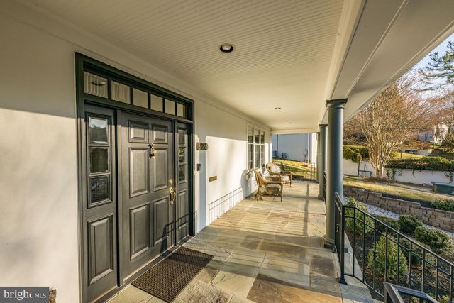 6955 33RD ST NW, Washington, DC 20015