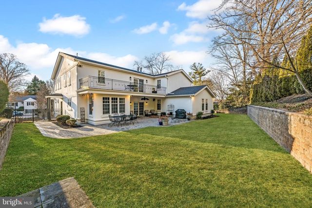 6955 33RD ST NW, Washington, DC 20015