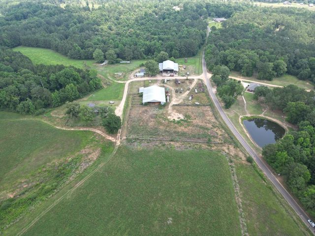 1095 Eric Price Road, Tylertown, MS 39667
