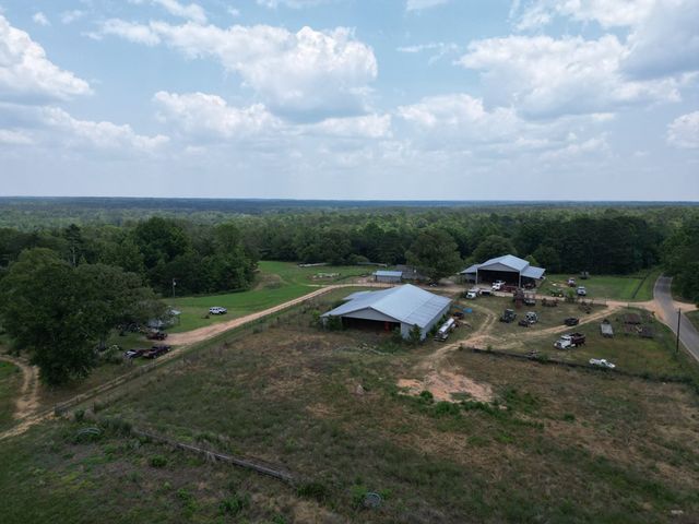 1095 Eric Price Road, Tylertown, MS 39667