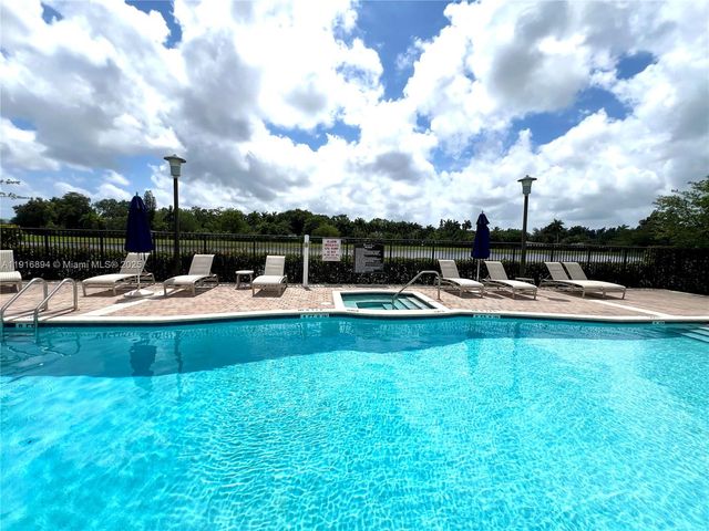 5946 Mustang Mnr, Davie, FL 33314