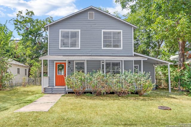 810 goodrich, Seguin, TX 78155