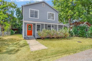 810 goodrich, Seguin, TX 78155