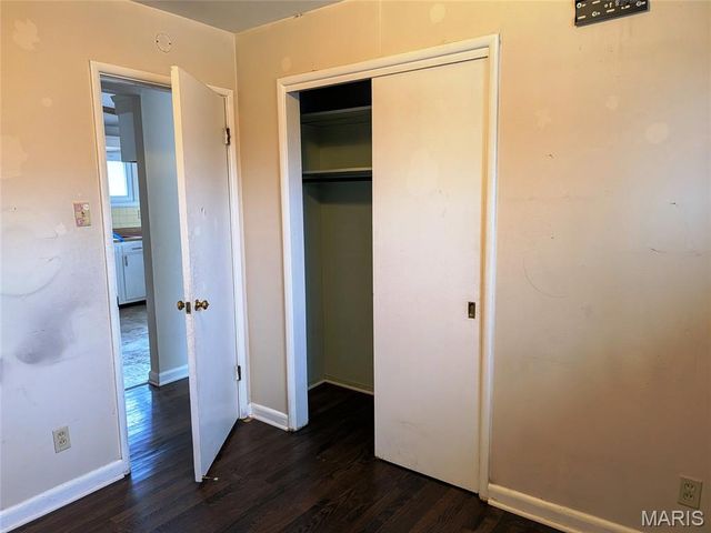 612 Sessions Avenue, Crestwood, MO 63126