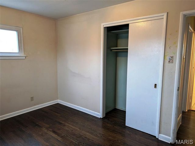 612 Sessions Avenue, Crestwood, MO 63126