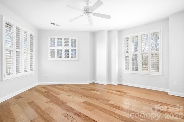 714 Northeast Drive 52, Davidson, NC 28036