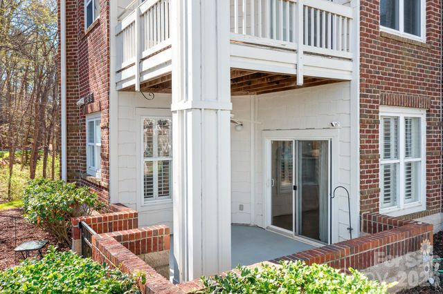 714 Northeast Drive 52, Davidson, NC 28036