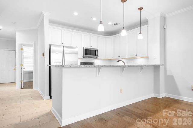 714 Northeast Drive 52, Davidson, NC 28036