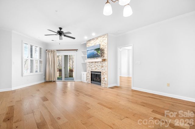 714 Northeast Drive 52, Davidson, NC 28036